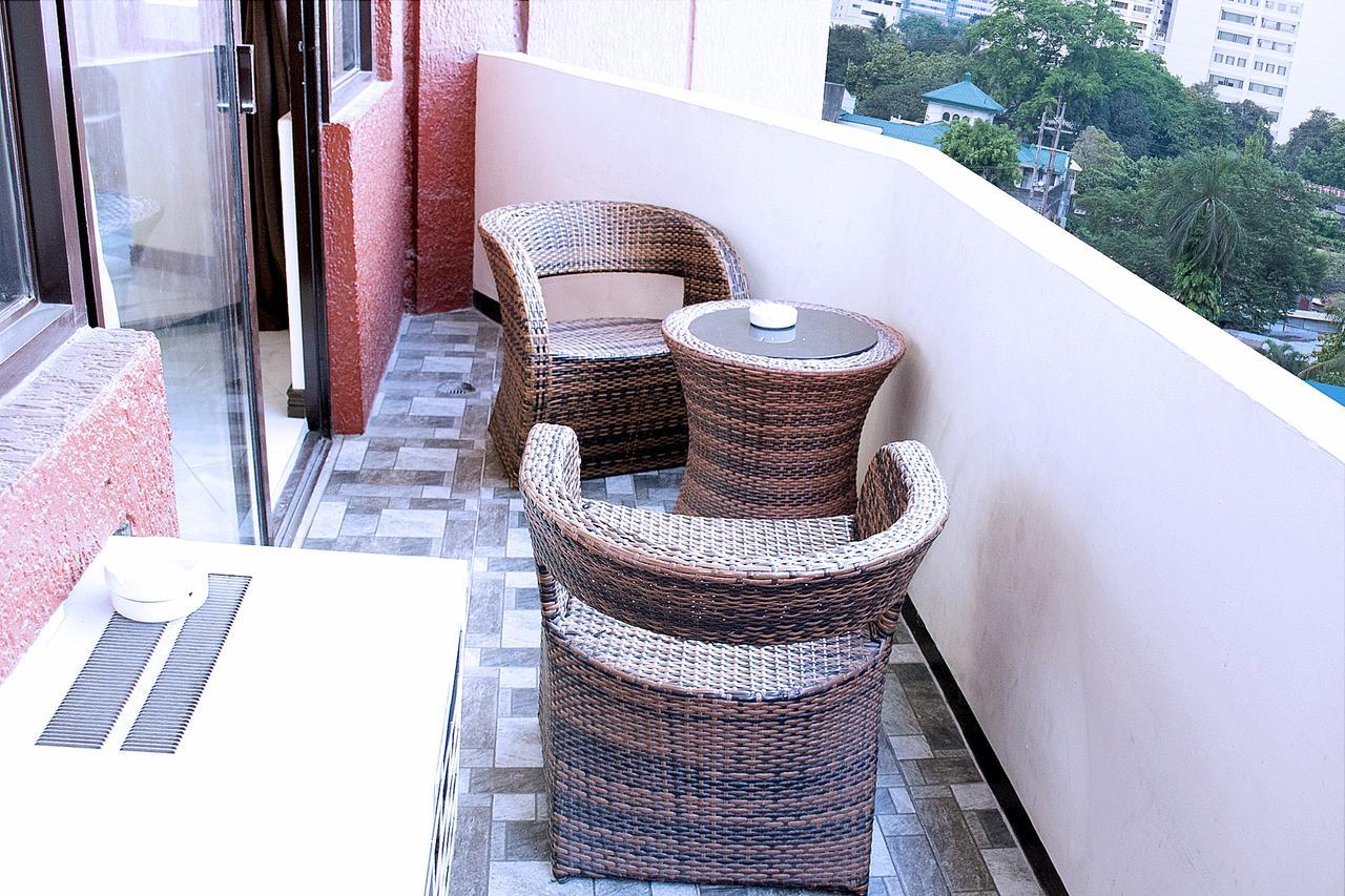 Manila Bay Serviced Apartments ภายนอก รูปภาพ