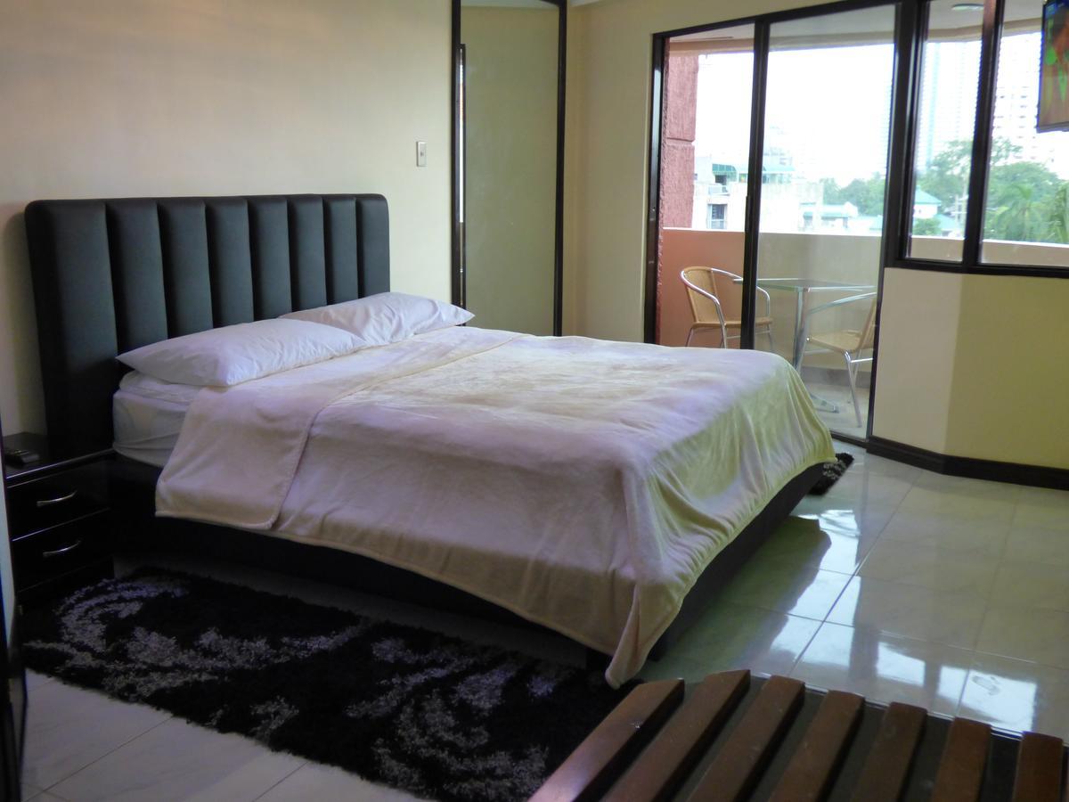 Manila Bay Serviced Apartments ภายนอก รูปภาพ