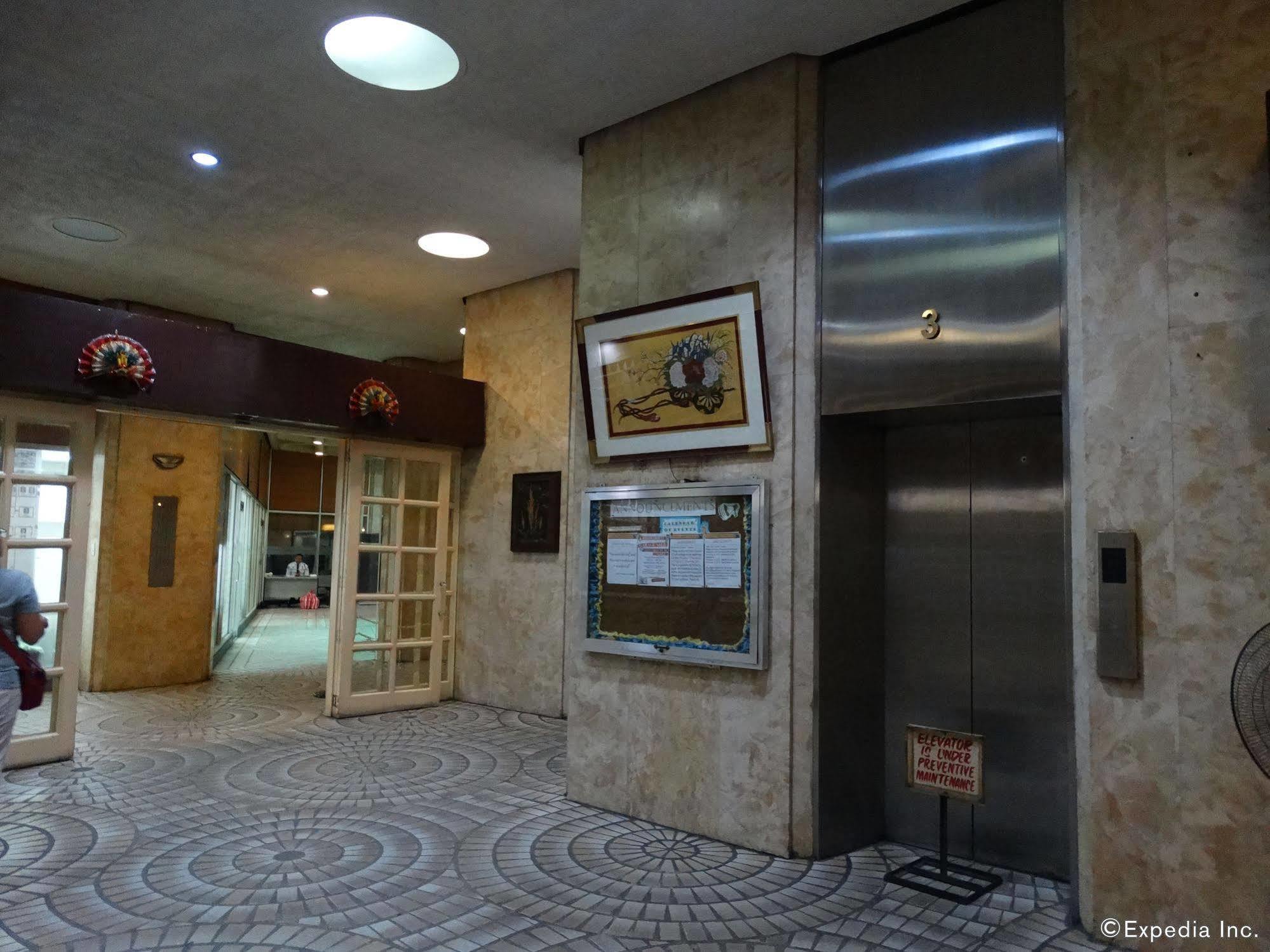 Manila Bay Serviced Apartments ภายนอก รูปภาพ