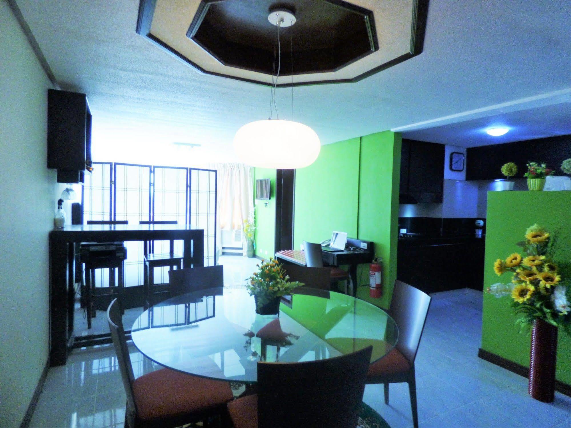 Manila Bay Serviced Apartments ภายนอก รูปภาพ