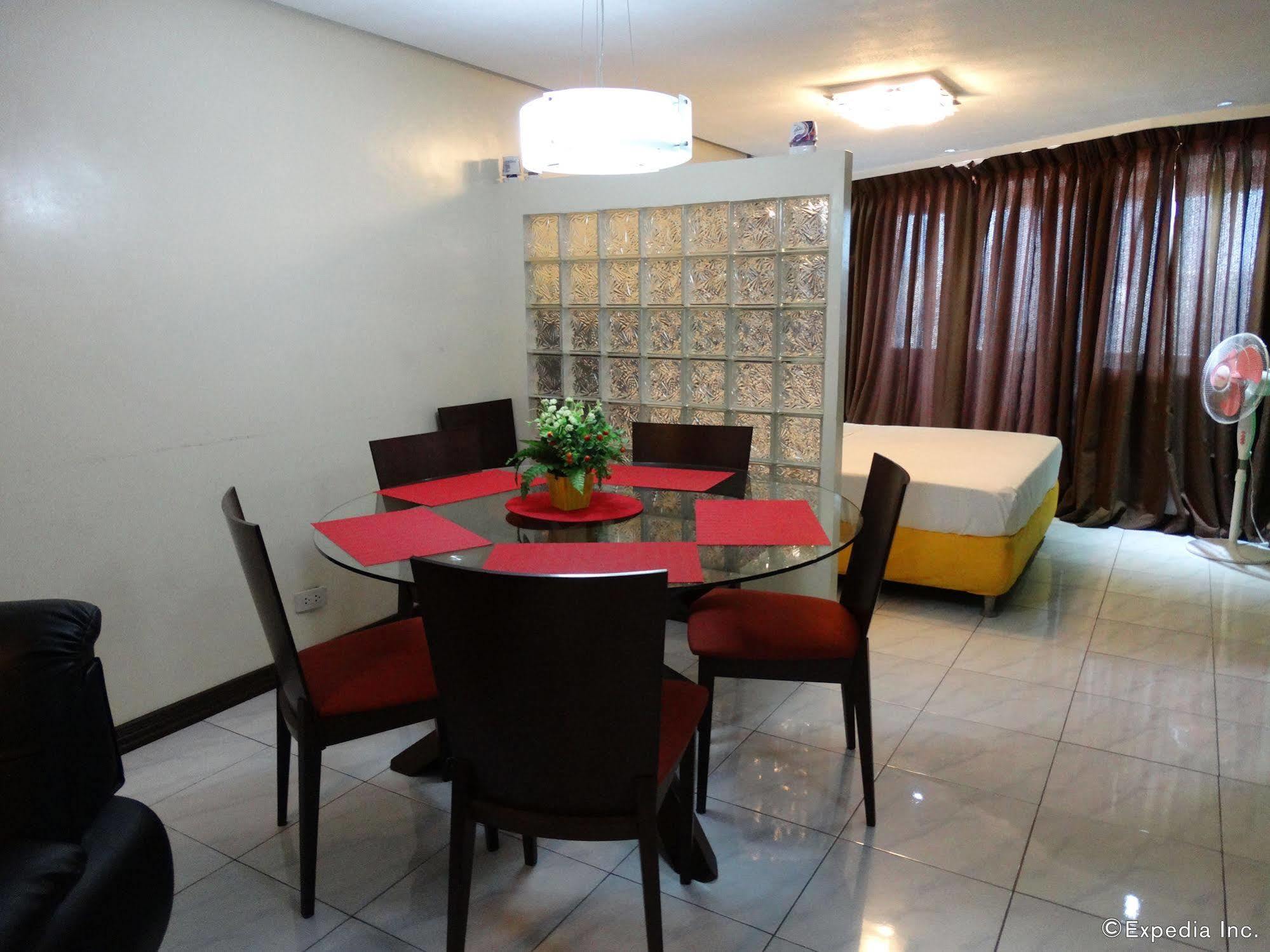 Manila Bay Serviced Apartments ภายนอก รูปภาพ