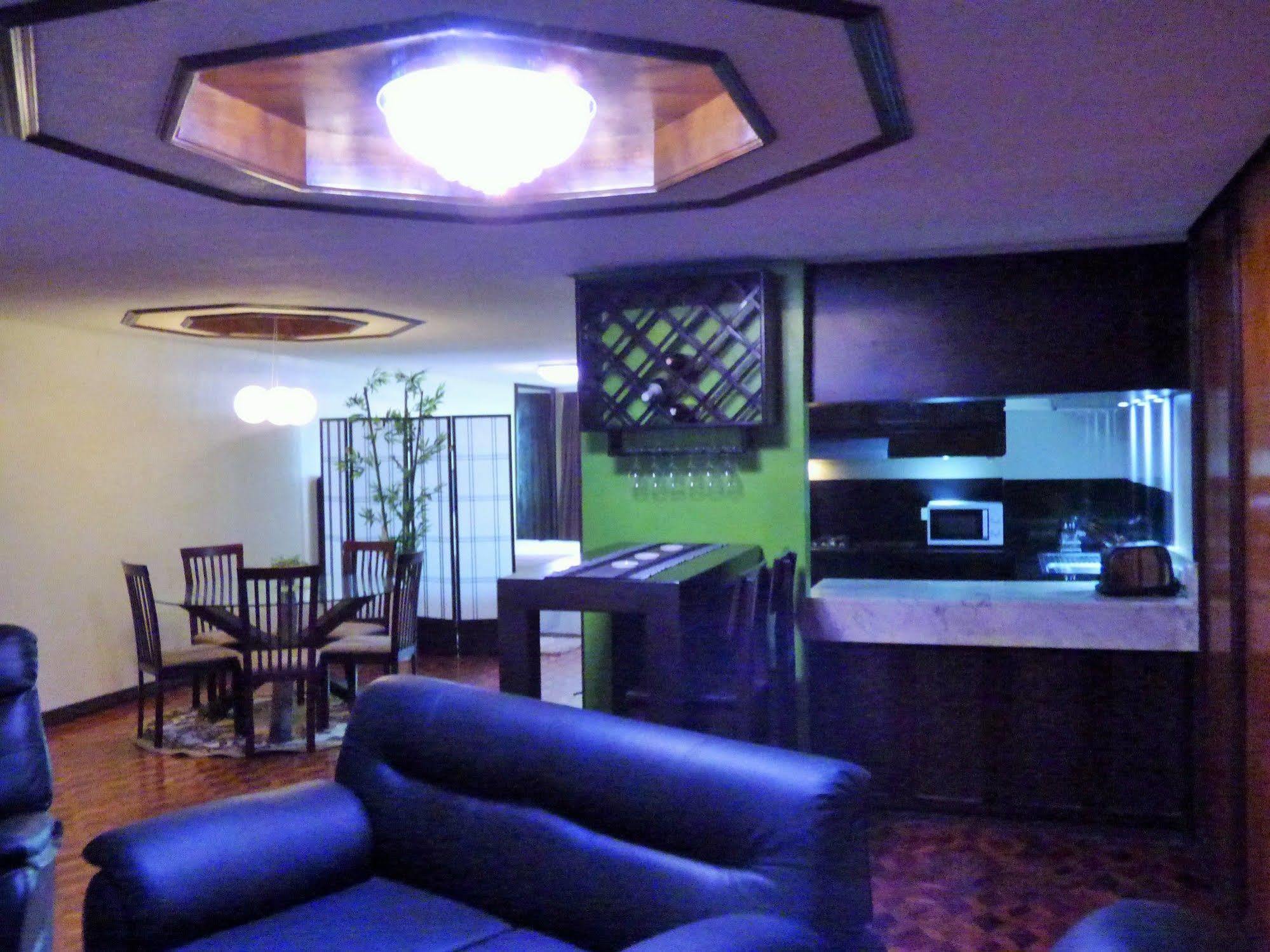 Manila Bay Serviced Apartments ภายนอก รูปภาพ